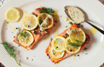 Baked Salmon with Lemon & Dill